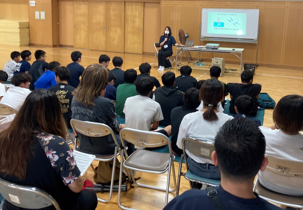 沖縄県水泳連盟へスポーツ栄養講座を行いました！